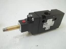 WASHER SOLUTIONS WS8806 Directional Air Valve 120/60 VAC - 8806