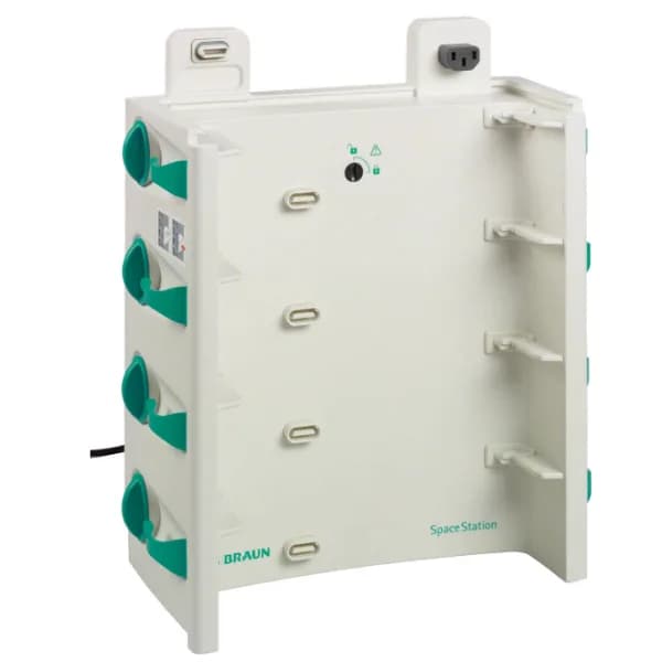 8713140-spacestationdoc