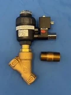 STERIS P117918-363 Pneumatic Angle Body Valve 2-Way 3/4" Bronze Assembly (400/444/500) - 11691