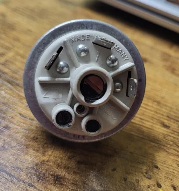 TUTTNAUER THE005-0042 Pressure Switch - 11567