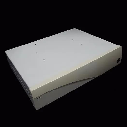 GE Medical CIC Pro Central Station with (8) DASH 4000 Bedside Monitors